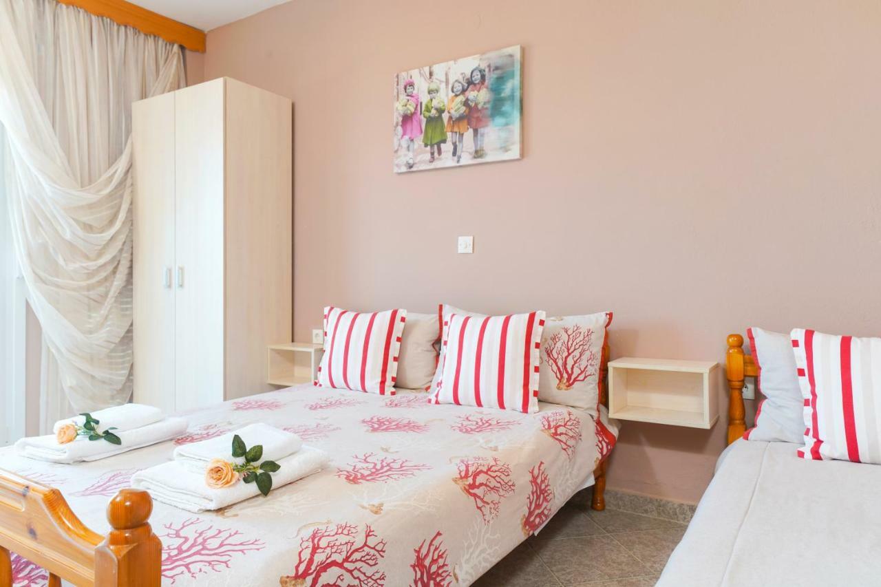 Maries  Athanasia Rooms מראה חיצוני תמונה
